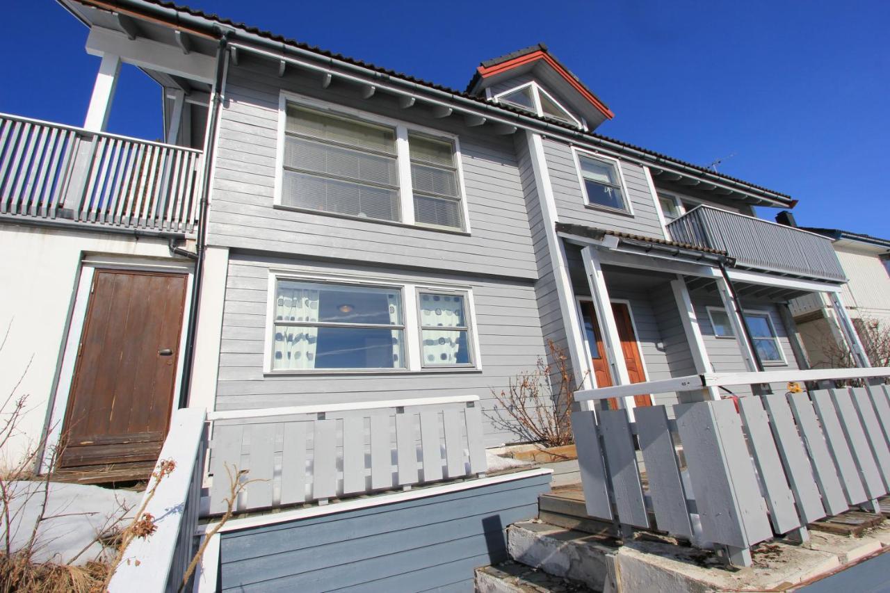 Apartamento Flott Utsikt, Rolig Gate Bodø Exterior foto